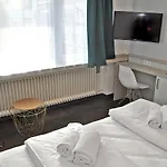 מלון Am Martinsberg 3*