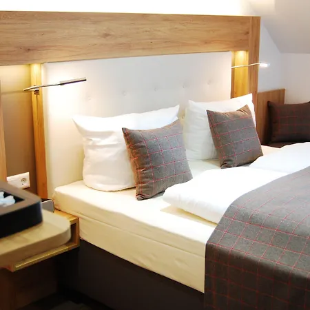 Am Martinsberg 3* Andernach