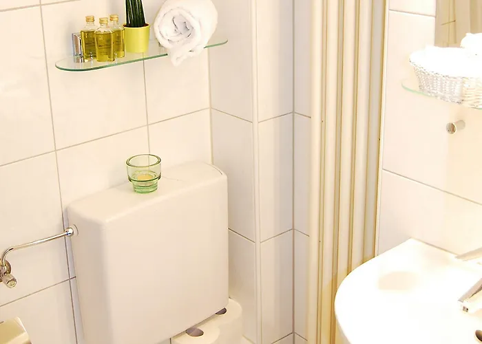 酒店 Am Martinsberg 安德纳赫